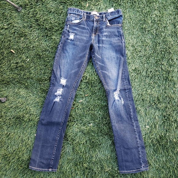 Levi's Girlfriend Distressed Jeans - Picture 1 of 8